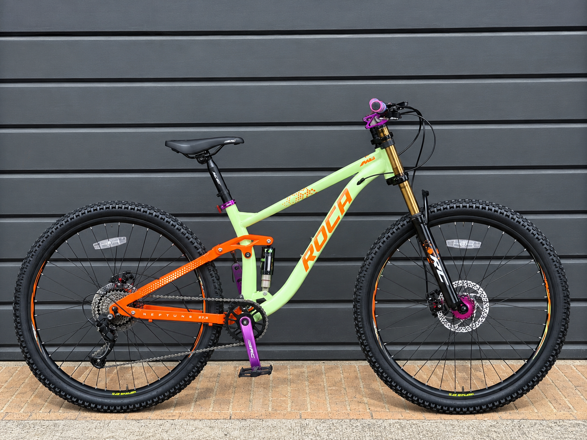 Roca Neptune 27.5 Doble Suspensión