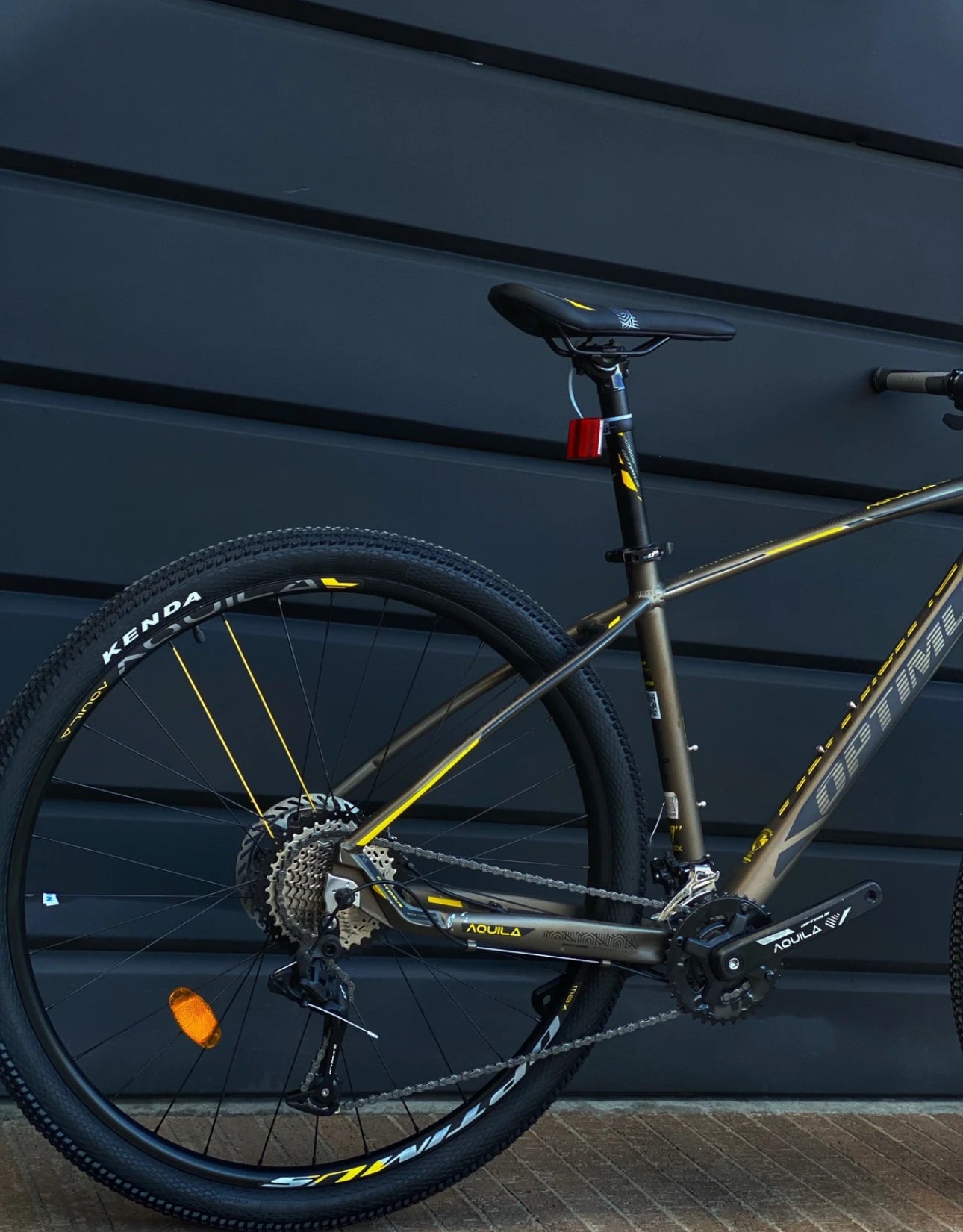 Optimus Aquila Biplato Hidráulica